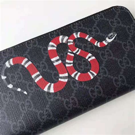 Gucci Men's Kingsnake Print GG Supreme Zip Around Wallet